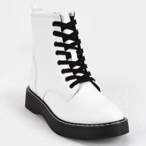 MADDEN GIRL Kurrt Combat Boots Crocodile White